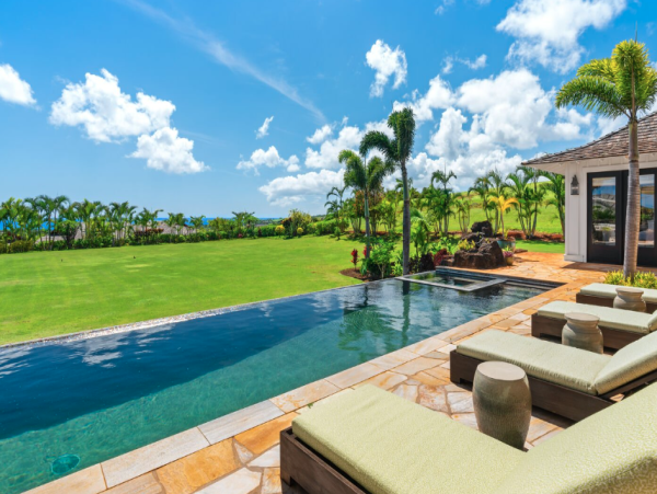 Luxury 6-Bedroom Vacation Home in Poipu - Ocean Views & Modern Comfort
